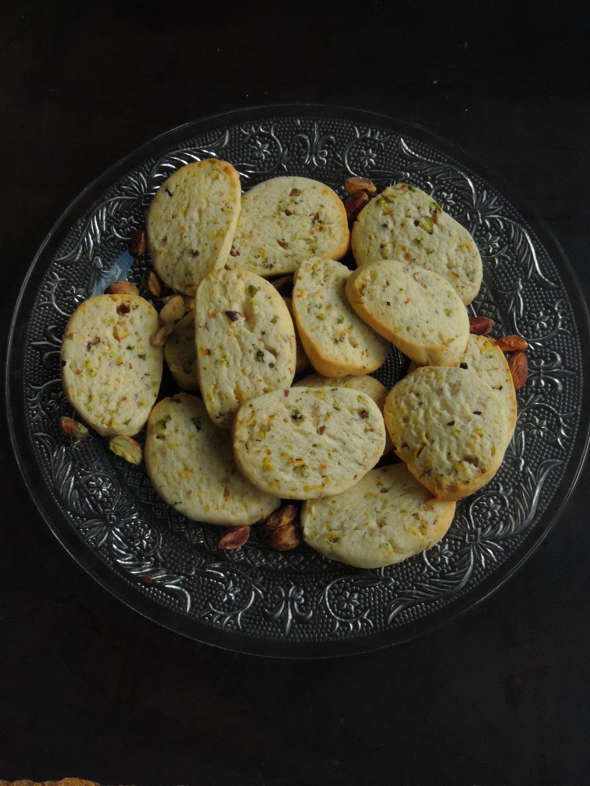 Priya's Versatile Recipes Eggless Pistachio Butter Cookies