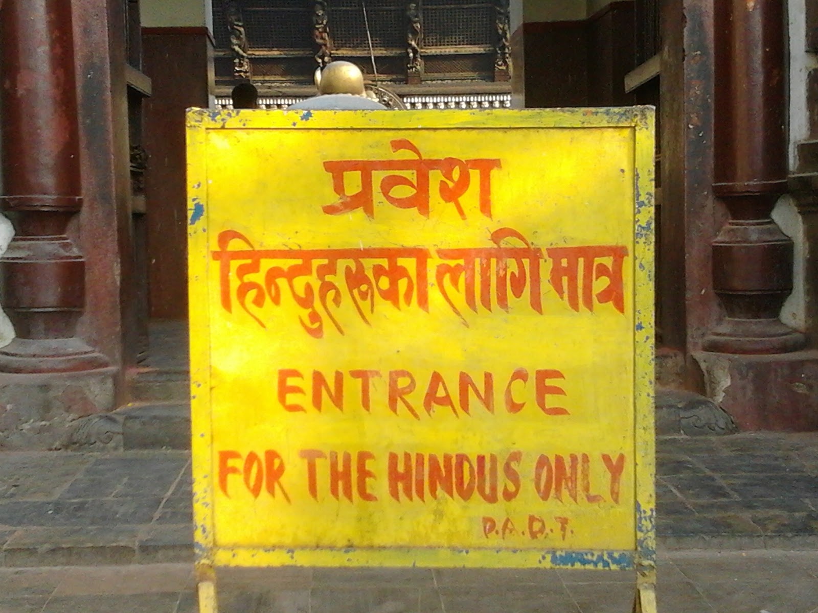 Kathmandu Tourism A Day With Holy Men In Pashupatinath