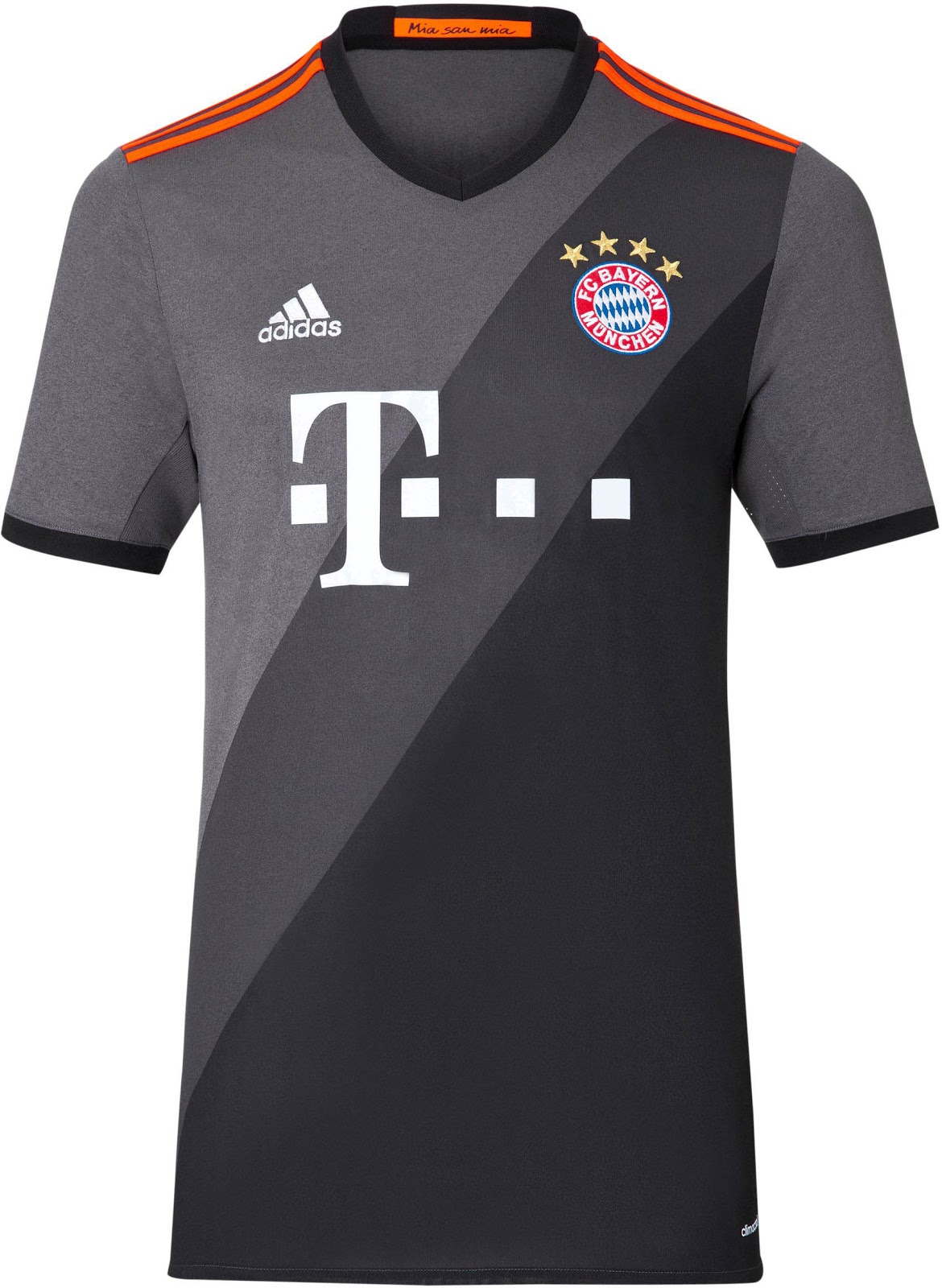 München 16-17 Away Released Footy Headlines