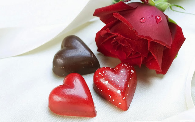 Rosas Rojas y bombones para San Valentin