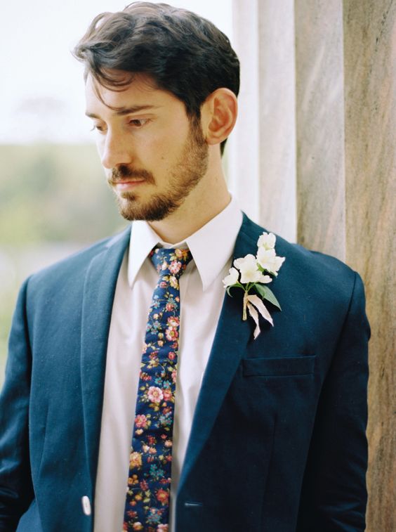 Corbata Flores + Pin de flores para saco de hombres - Elegantísimo