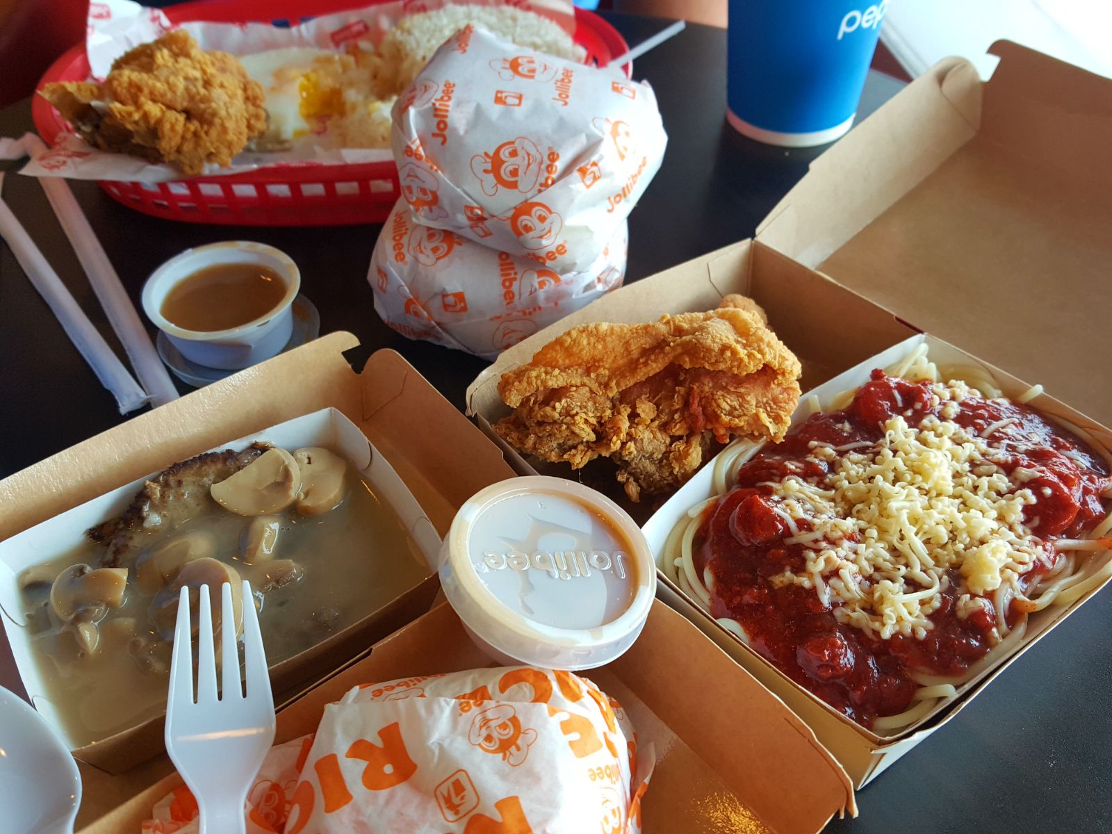 Wisemummy81 Ultimate breakfastJollibee