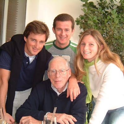 John Stilwell com os netos