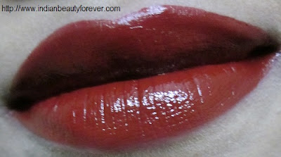 Make lips look luscious with makeup