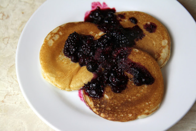 Try these easy spiced berry pancakes made from Krusteaz mix. #mykrusteaz #breakfastnight