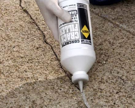 Your daily life tools: How to get rid of weeds on cement cracks