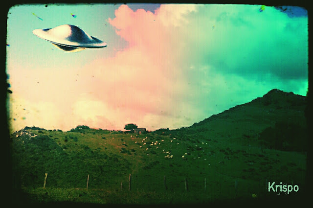 foto antigua de ovni sobrevolando el monte jaizkibel de hondarribia