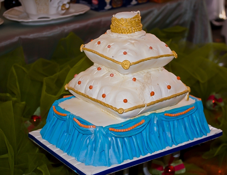CAKE PARADE ARENA June 2012 cake-parade-arena-june-2012