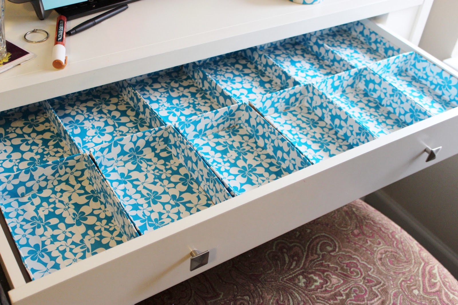 Lovely On a Budget DIY DUCT TAPE ORGANIZERS