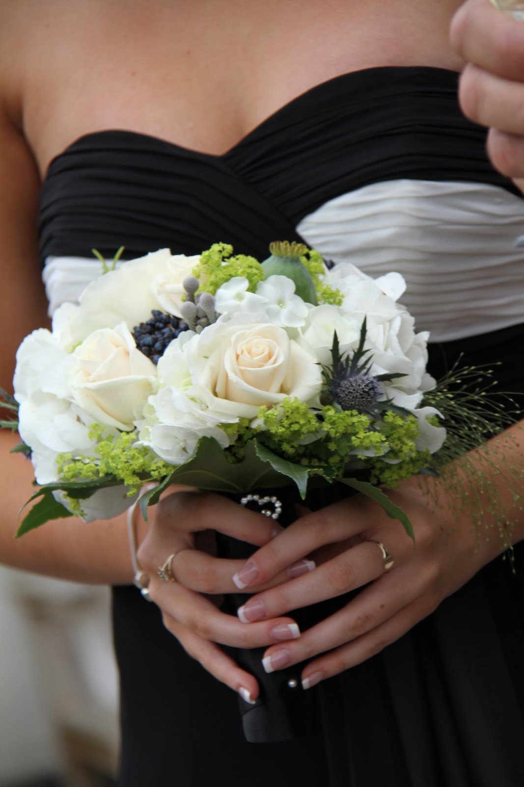 Flower Design Beautiful Bridesmaid�s Bouquets Black