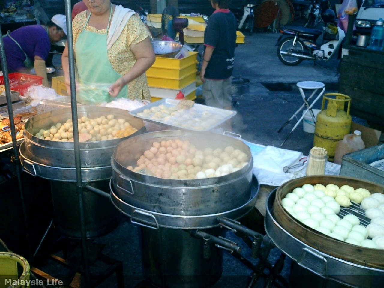Pasar Malam Pasir Gudang : Semakin larut malam restoran ini menjadi