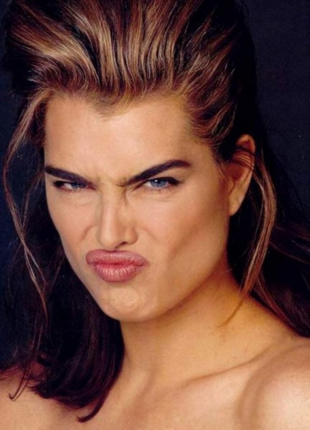 Celebrities With The Funny Pose Hottest Pictures Wallpapers celebrities-with-the-funny-pose-hottest-pictures-wallpapers