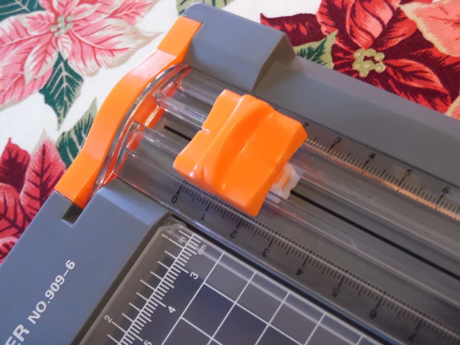 Righello Taglierina Cathedral A4 Con Tappetino - Taglia Fino A 3 Fogli - Foto 9