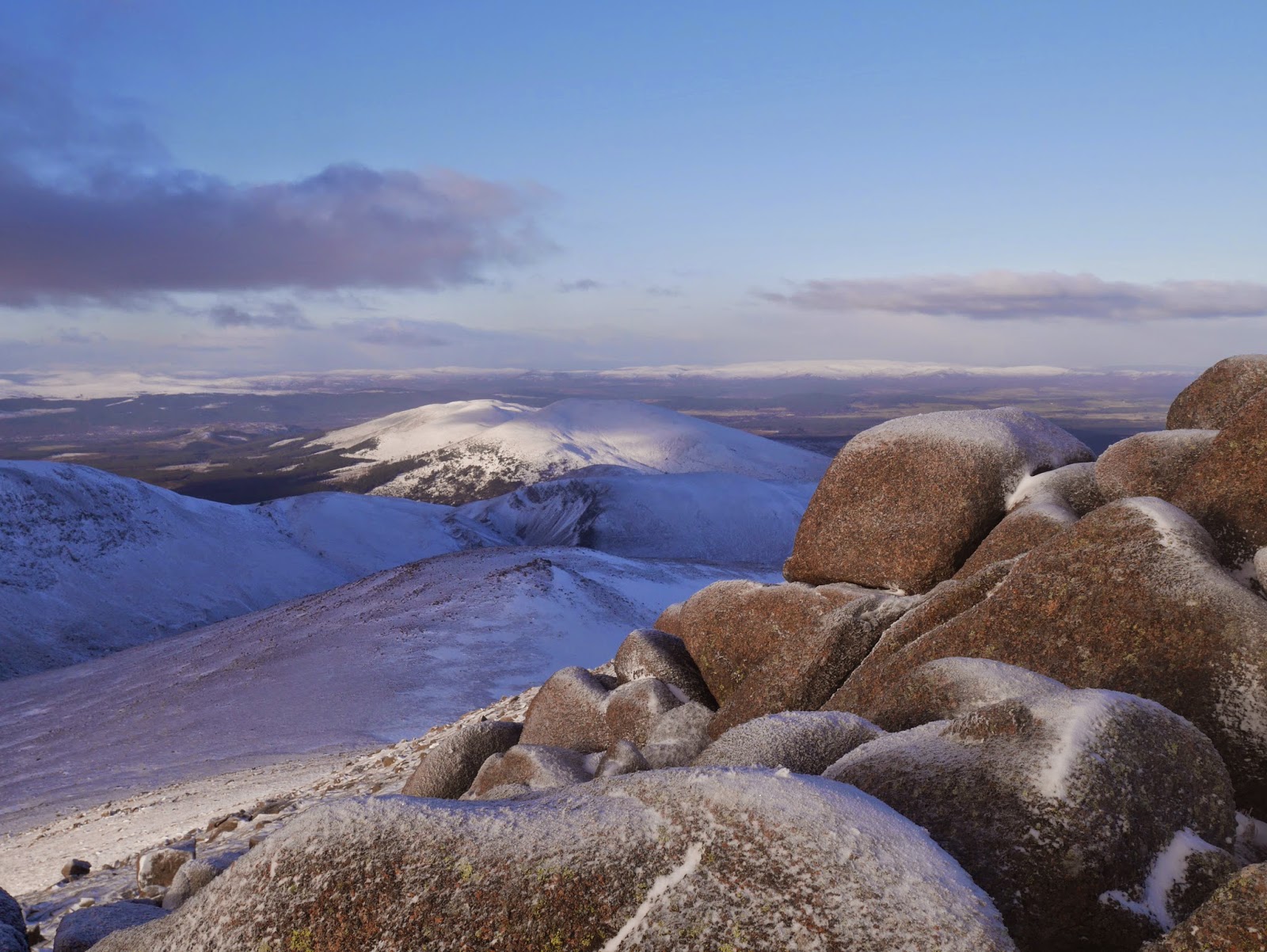 TARMACHAN MOUNTAINEERING: A BITING WIND ON BYNACK MORE