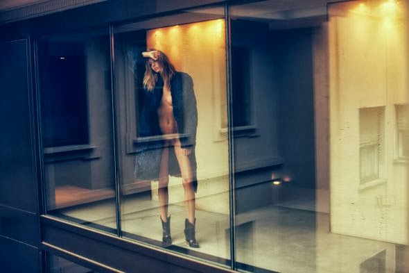 modelo Eliza Sys fotógrafo Paolo Santambrogio Stalker magazine mulher sexy sensual linda nua pelada hotel provocante