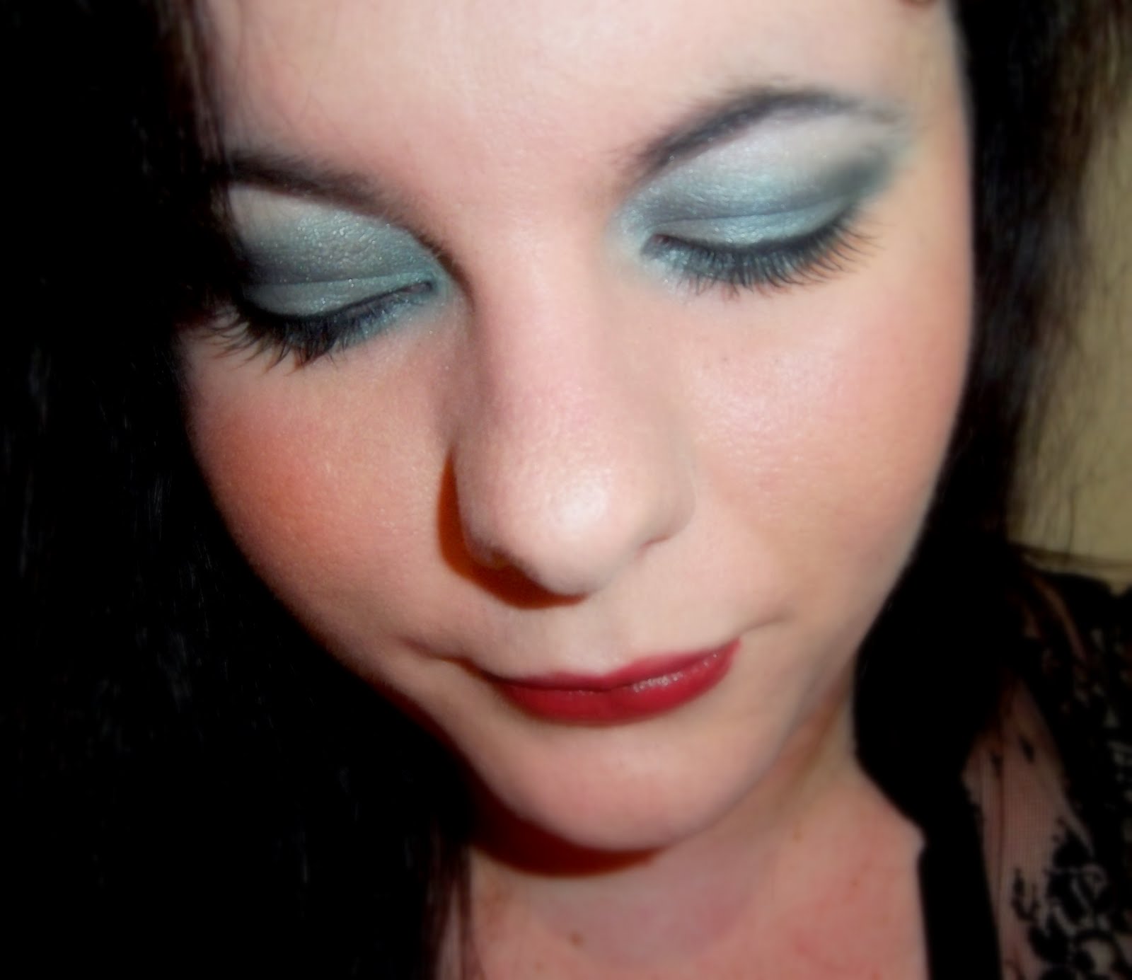 Evanescence Amy Lee - Lithium Makeup Tutorial.