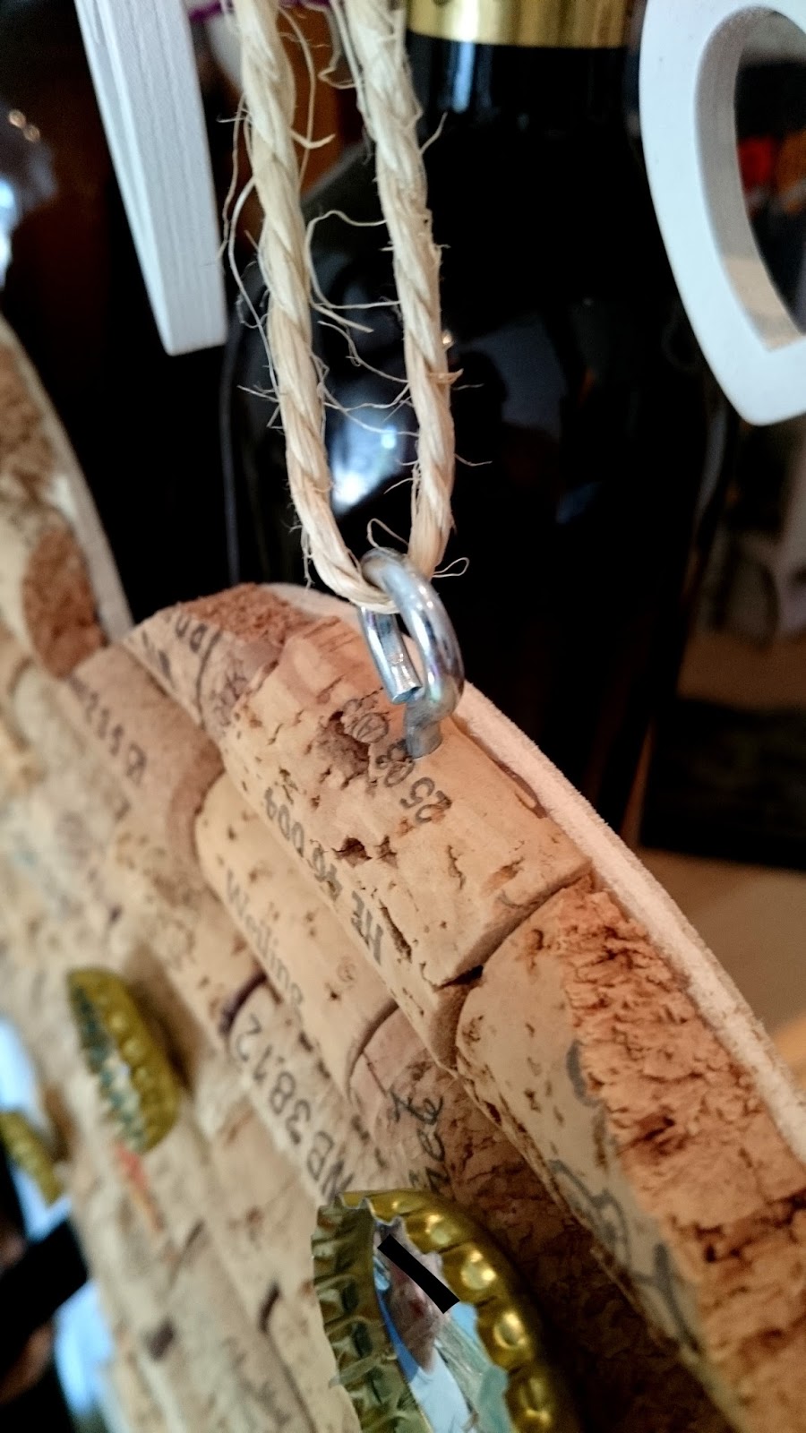 The Smart Part Of Art : Weinkorken-Pinnwand