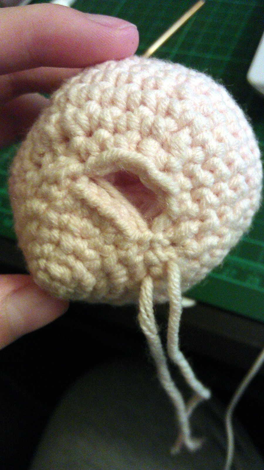 crochet-fangirl-hatsune-miku-free-amigurumi-pattern
