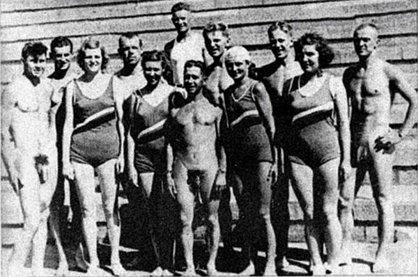 Favorite Hunks & Other Things: Into the Deep End