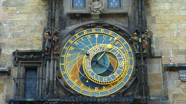 Praga - Orologio Astronomico - Piazza della Città Vecchia - Poracci In Viaggio praga-orologio-astronomico-piazza-città-vecchia-poracci-in-viaggio