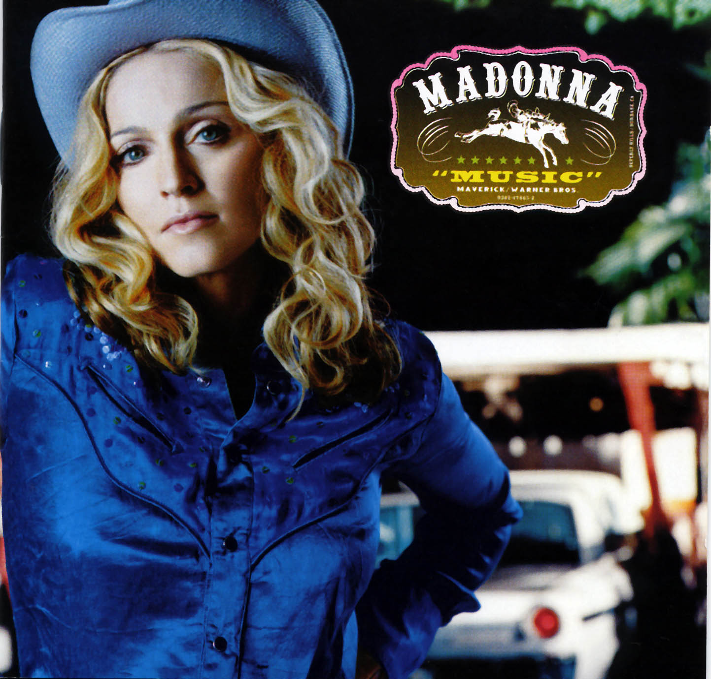 http://3.bp.blogspot.com/-O0ClkKqWaXY/TwoxtbYJYfI/AAAAAAAAAOs/3vg0ybvpsXg/s1600/Madonna-Music-Frontal.jpg