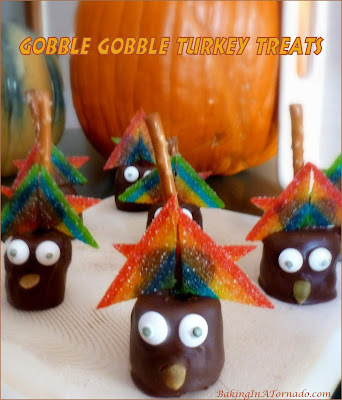Gobble Gobble Turkey Treats, a fun no-bake snack perfect for any Thanksgiving dessert table. | Recipe developed by www.BakingInATornado.com | #recipe #chocolate #Thanksgiving