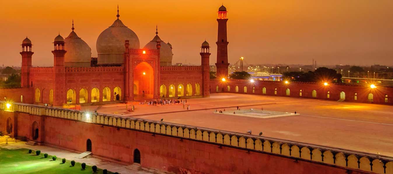 FIND FLIGHTS FROM DOHA TO LAHORE visual data 5