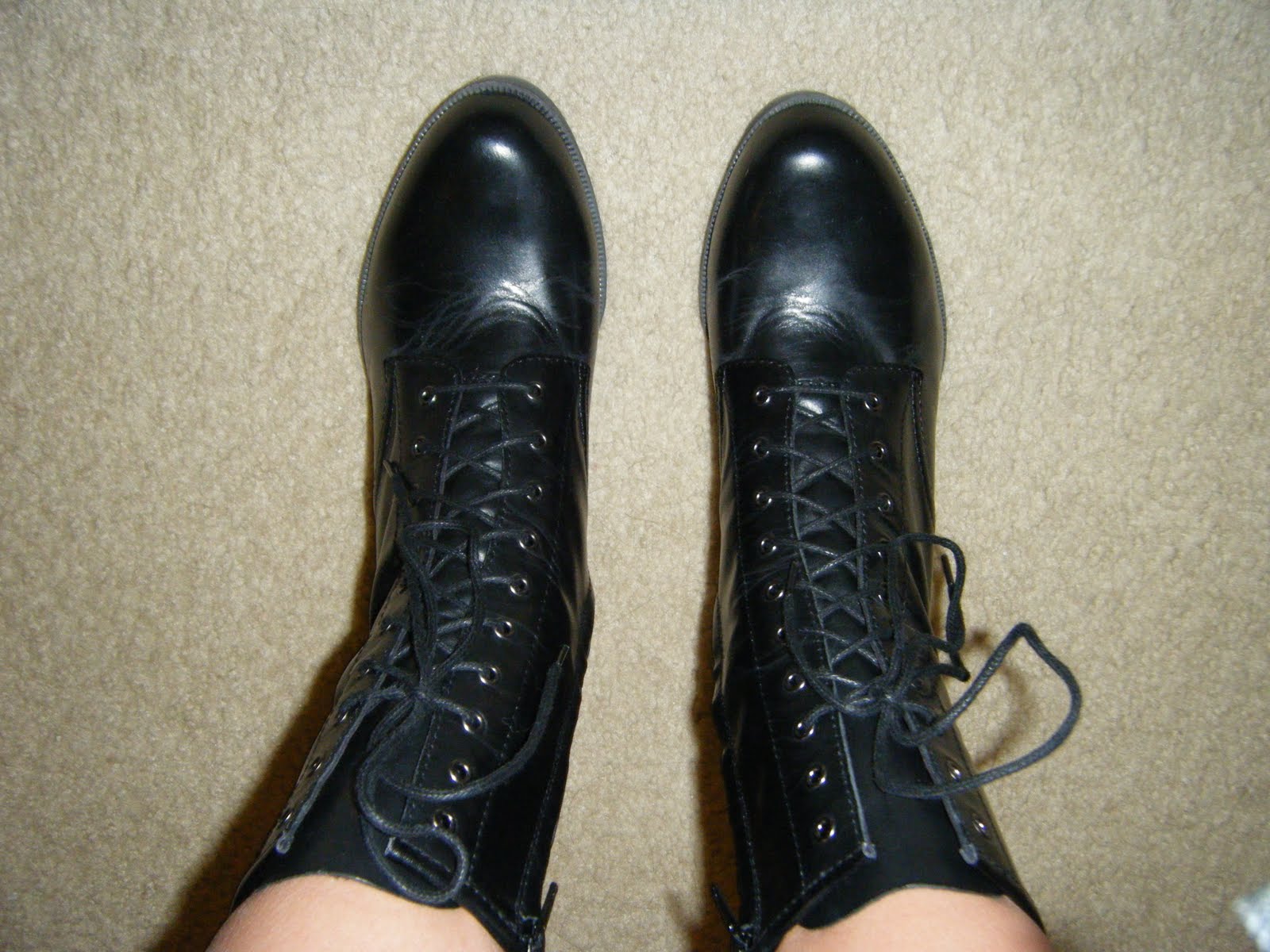 shoebuy martens