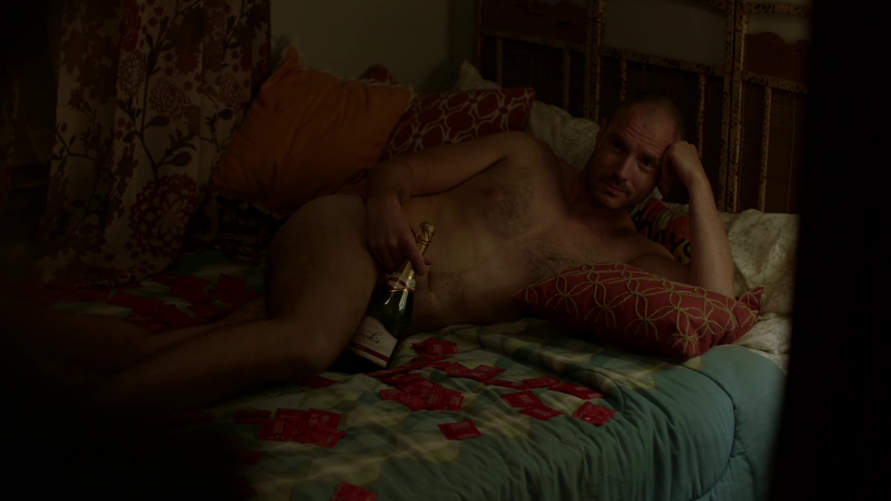Richard Flood nude in Shameless 9-03 "You Haven't Done This Befor...