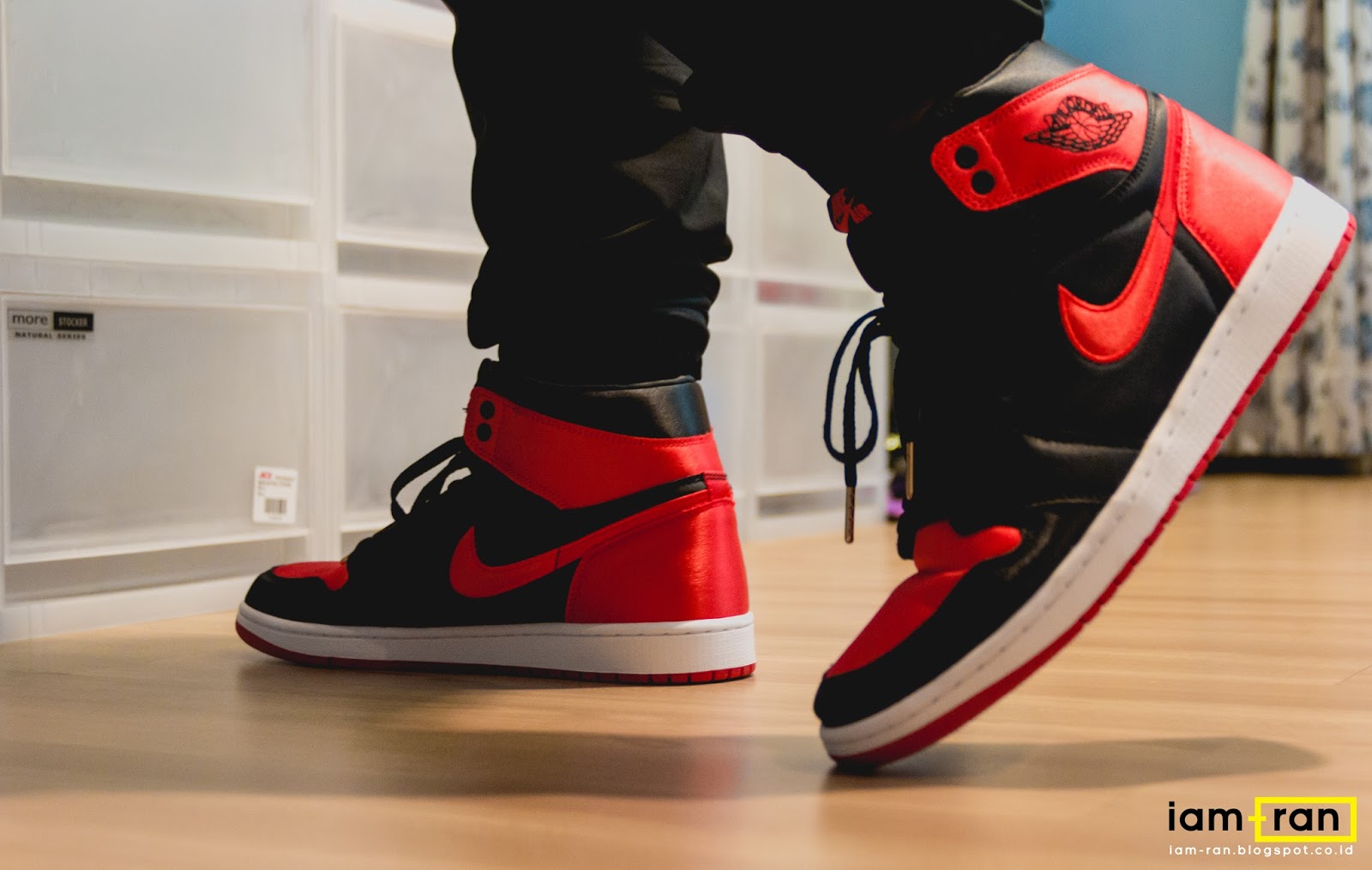 jordan 1 satin on feet