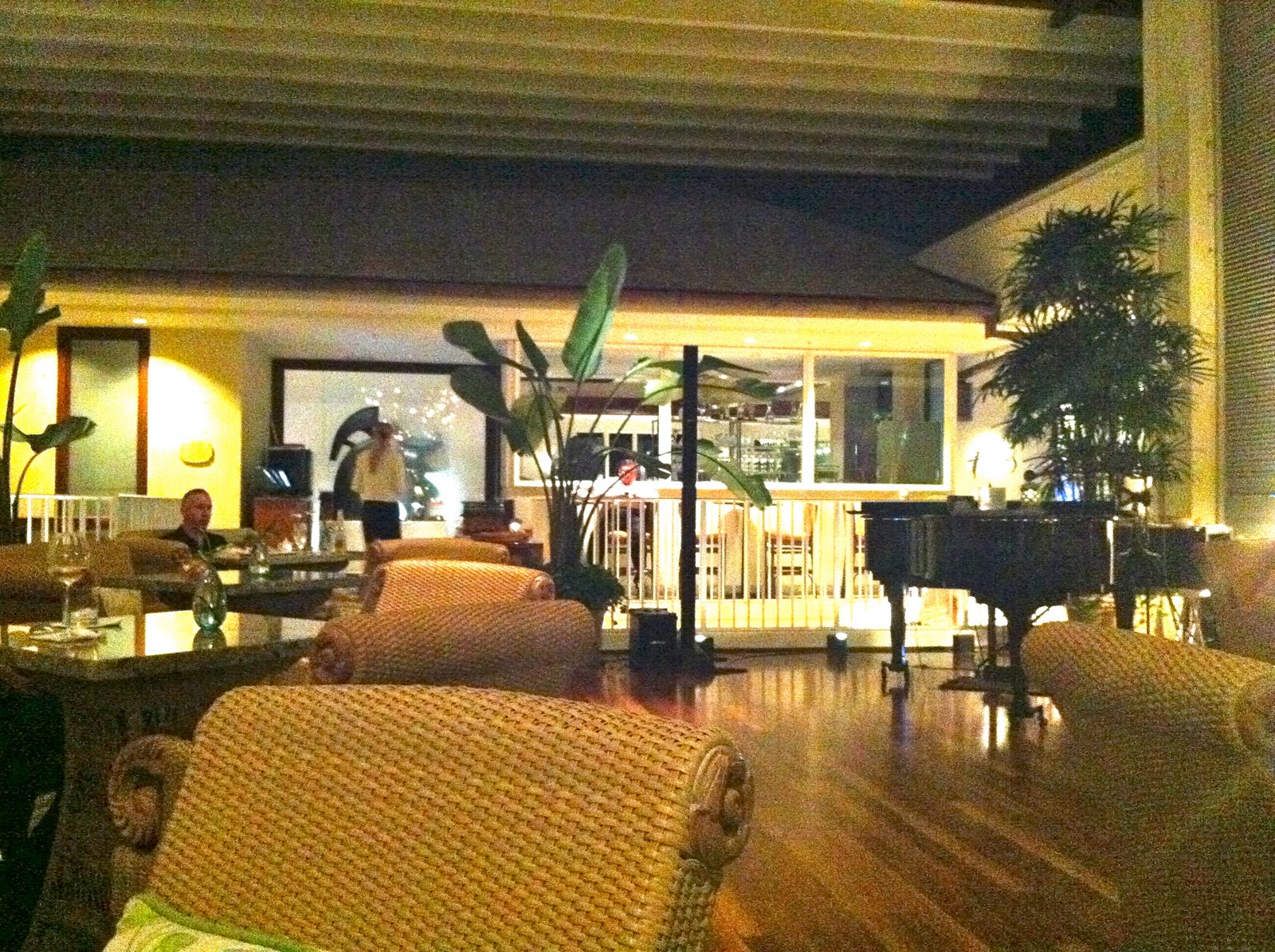 GREAT EATS HAWAII HOKU'S AT THE KAHALA HOTEL