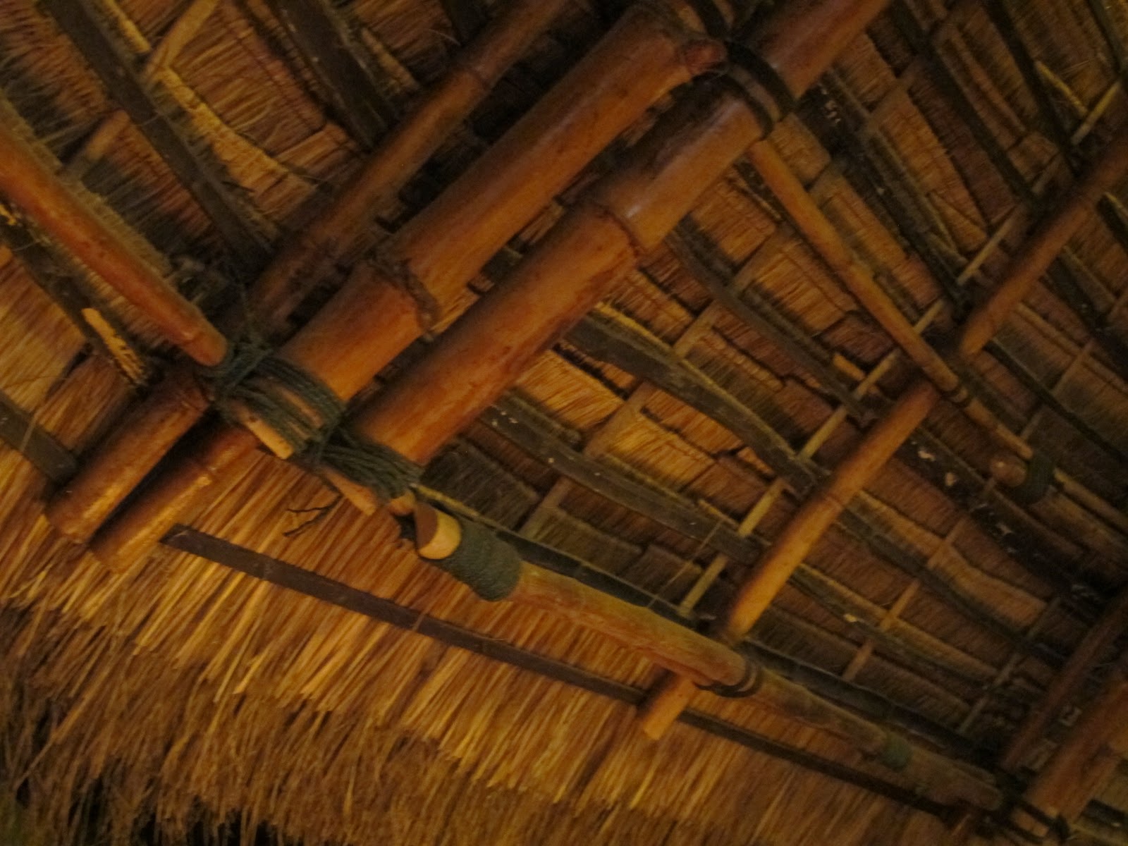 KOMITU Bamboo "Island Bar" in Siem Reap's night market