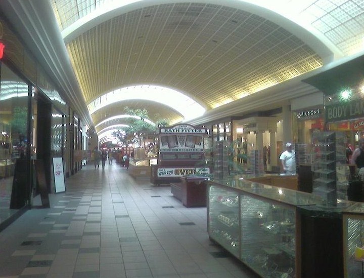 Claire's — Warwick Mall