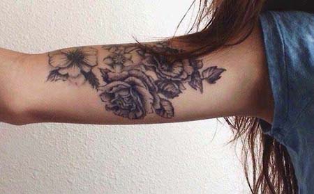 Tatuagens femininas nos bíceps Tatuagens femininas nos bíceps