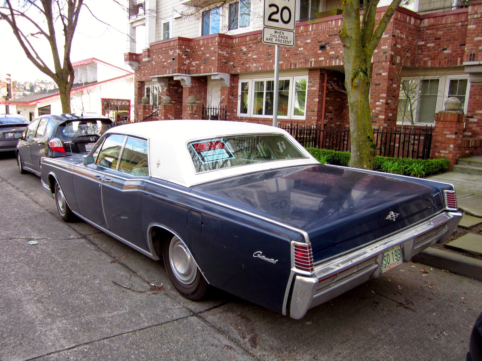 Seattle's Classics 1968 Lincoln Continental 4Door Hardtop