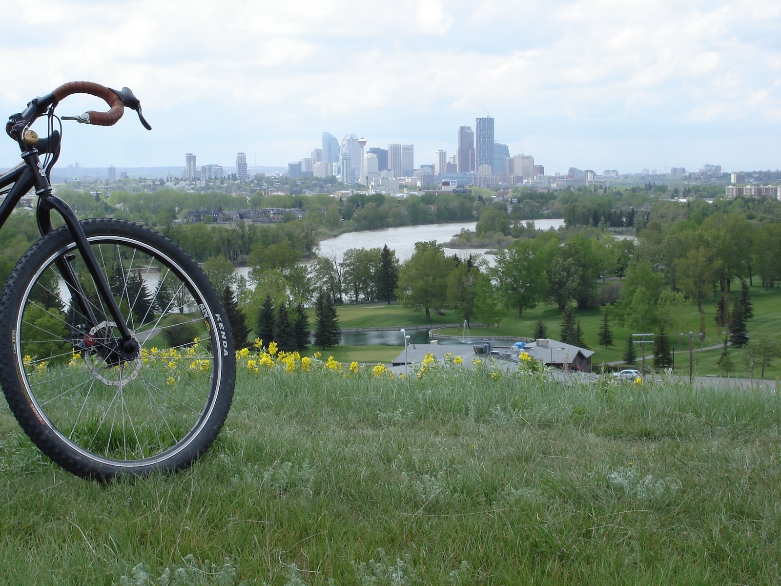 Saddle Up Bike CalgaryChestermere Bike Path Ride
