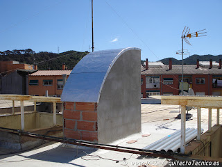 JACC - Arquitecto Técnico, su blog: Nuevo acceso a cubierta (II)
