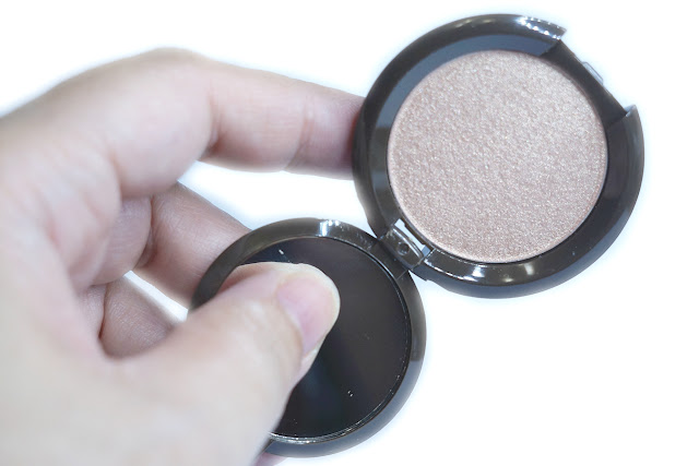 BECCA Shimmering Skin Perfector Pressed Highlighter in Opal
