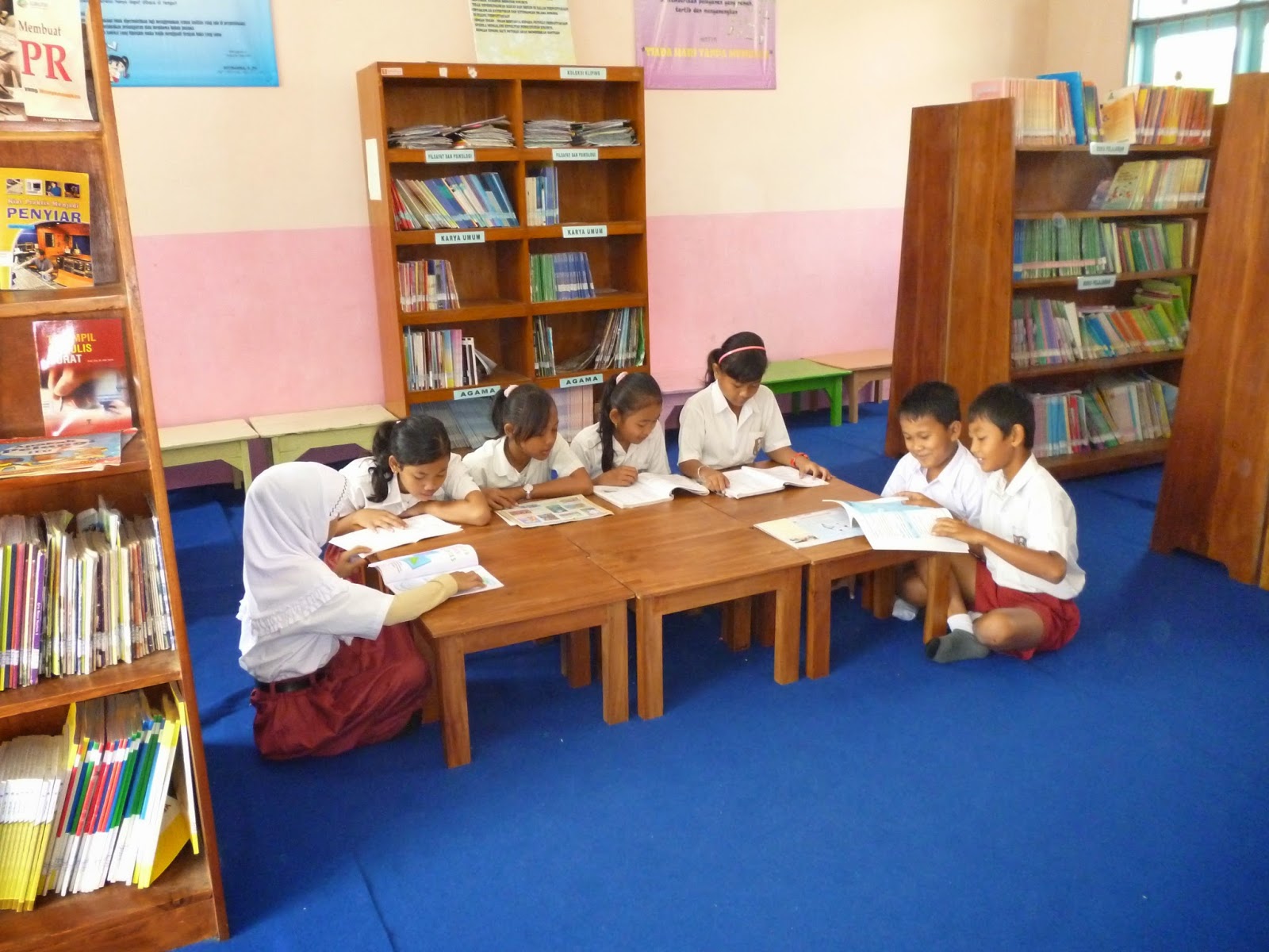 SEKOLAH DASAR 2 WOJO: PERPUSTAKAAN SD 2 WOJO