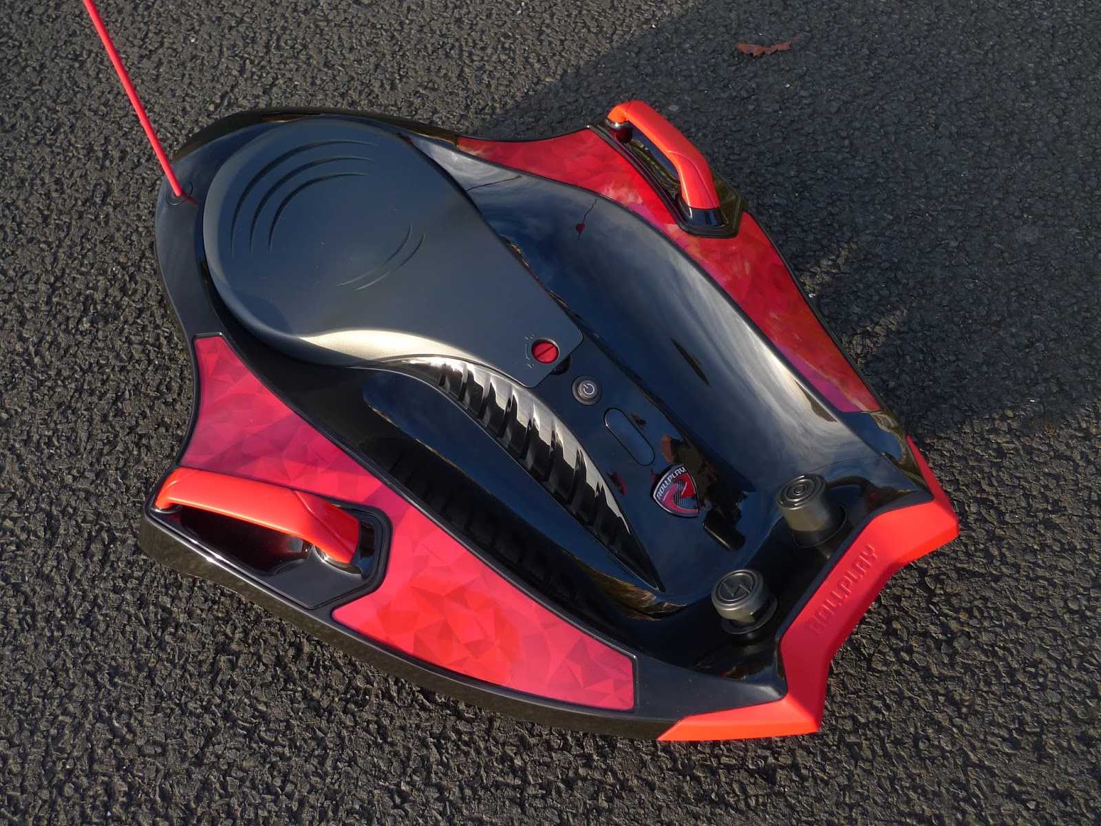 nighthawk red ride on