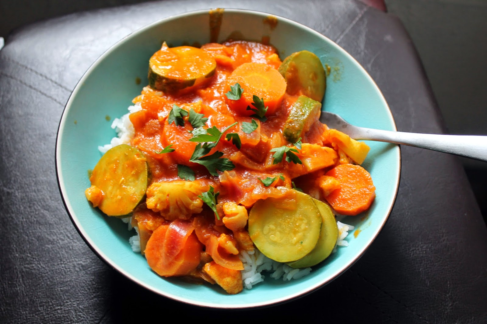 shellmo Easy Zucchini and Cauliflower Curry Recipe