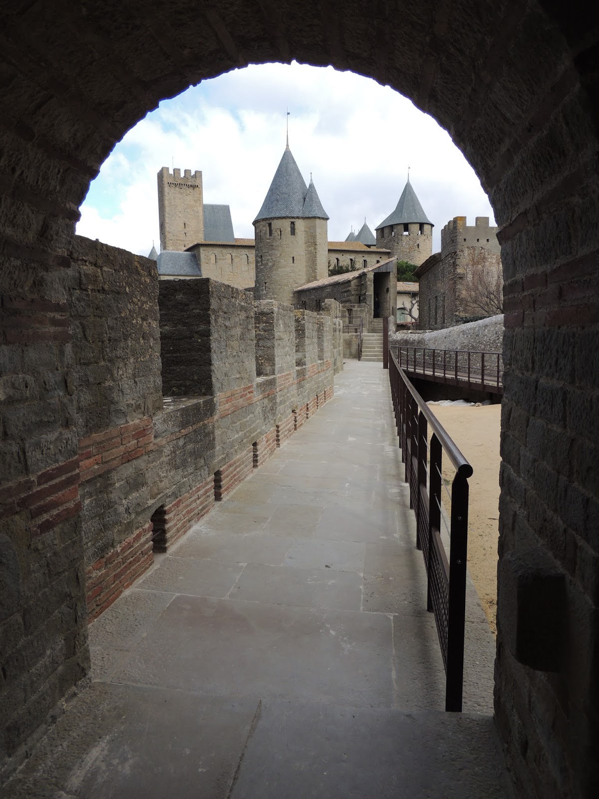 Pueblos y pueblos medievales!! Alucinantes - Blogs de Francia - CARCASSONNE, FRANCIA (17)