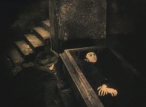 Dr. Theda's Crypt: The Story Behind 1922's "Nosferatu"....