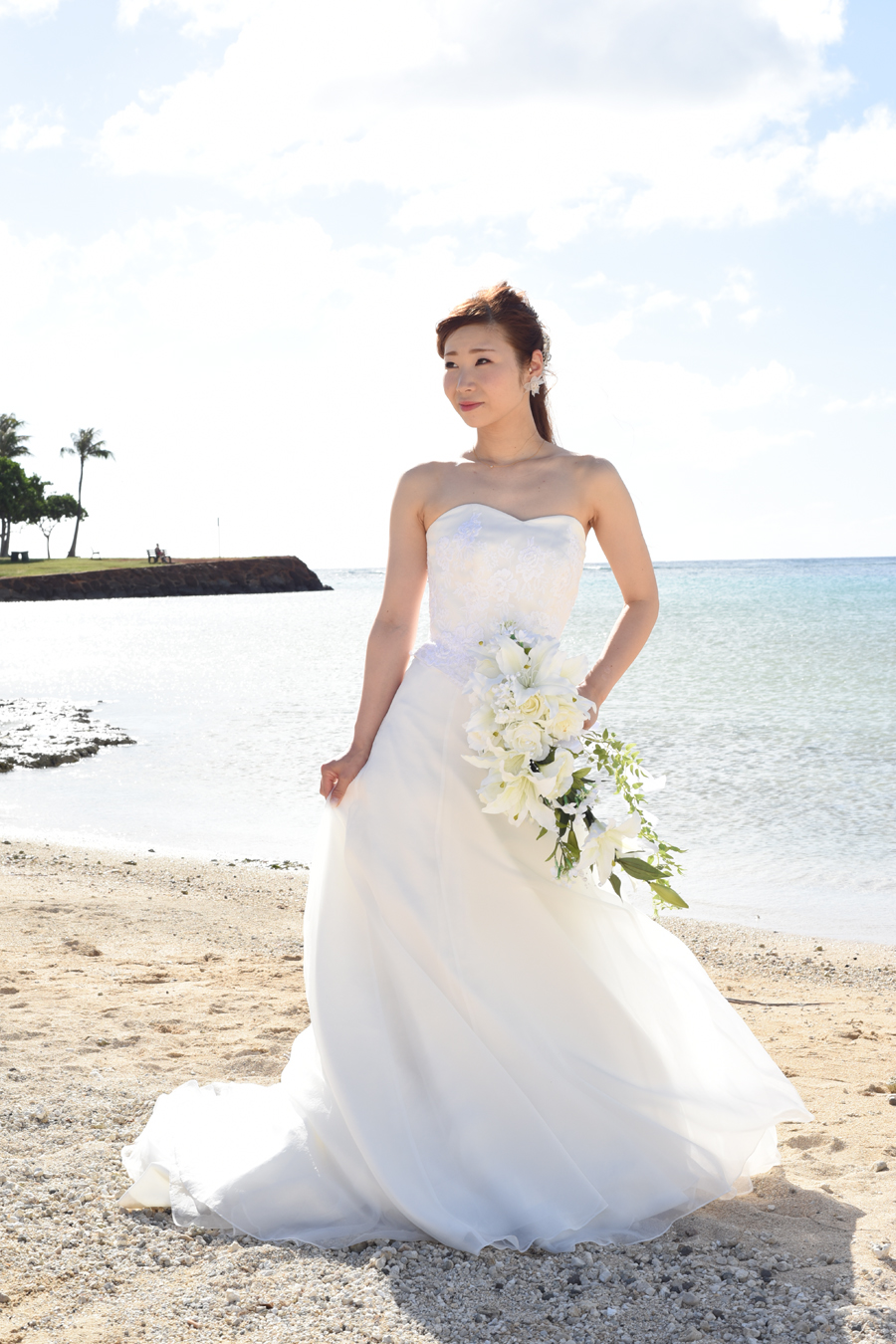 Brides of Hawaii Miho at Magic Island