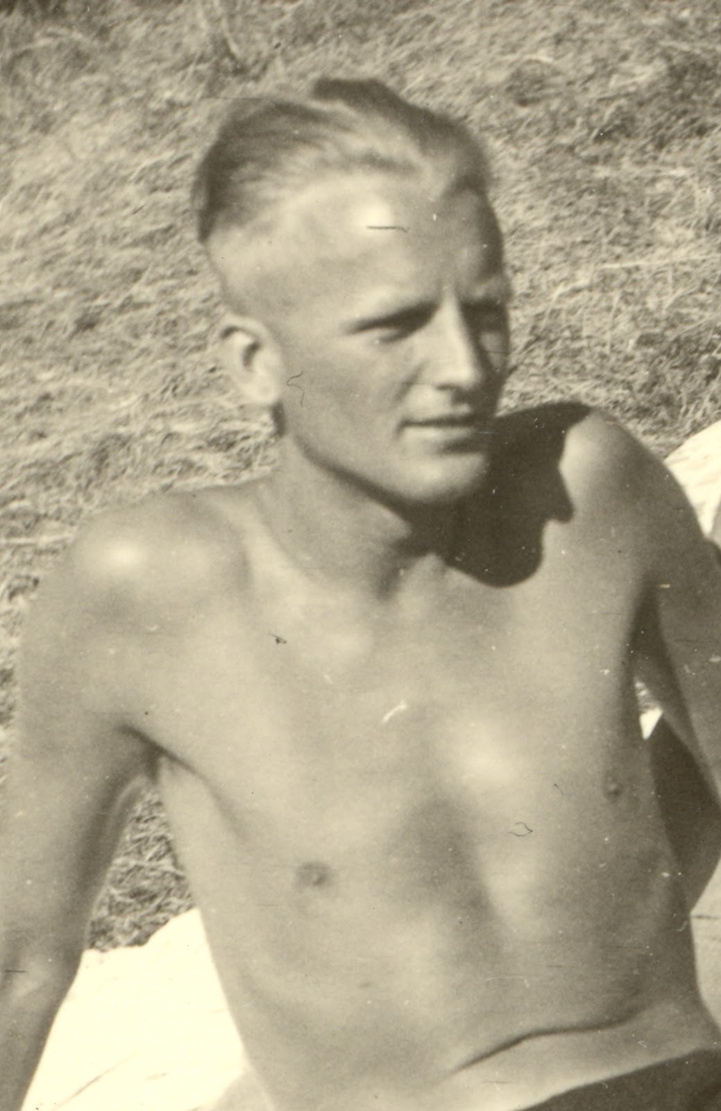 PANZERREGIMENT 35 Das Regiment mit dem Bären Hptm. Hans Müller