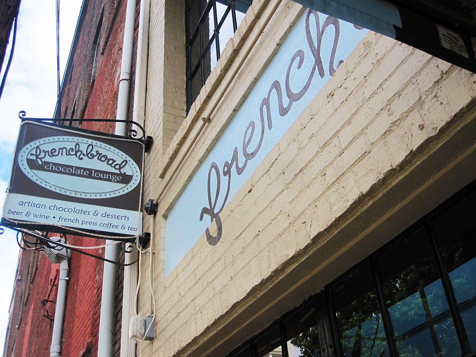 Zest! Chocolat Chocolate Shop ReviewFrench Broad Chocolate Lounge