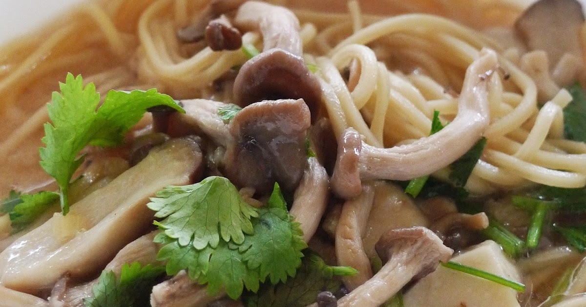 Minty's Kitchen Ramen With Shimeji Mushroom