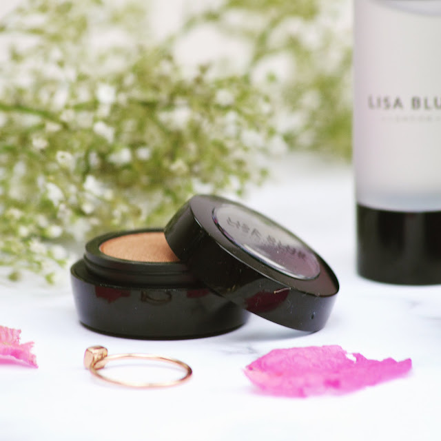 Lisa Blur London Makeup Review - Blusher, Primer and Eyeshadow