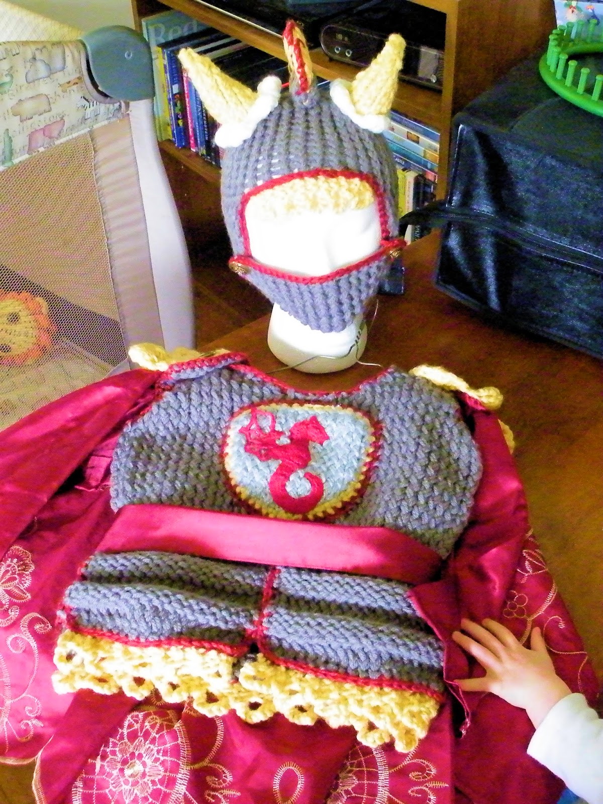 The Loom Muse How to Loom Knit a Knight's Tunic