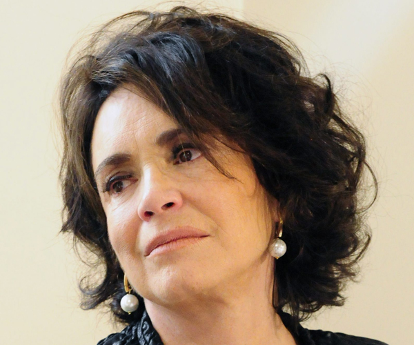 REGINA DUARTE (NAMORADINHA DO BRASIL) REGINA DUARTE REVELA QUE FEZ SUA PRIMEIRA PLÁSTICA AOS 38 REGINA DUARTE (NAMORADINHA DO BRASIL) REGINA DUARTE REVELA QUE FEZ SUA PRIMEIRA PLÁSTICA AOS 38